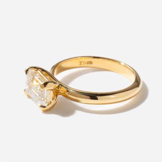 2 CT Round Three Stones Lab Grown Diamond Engagement Ring