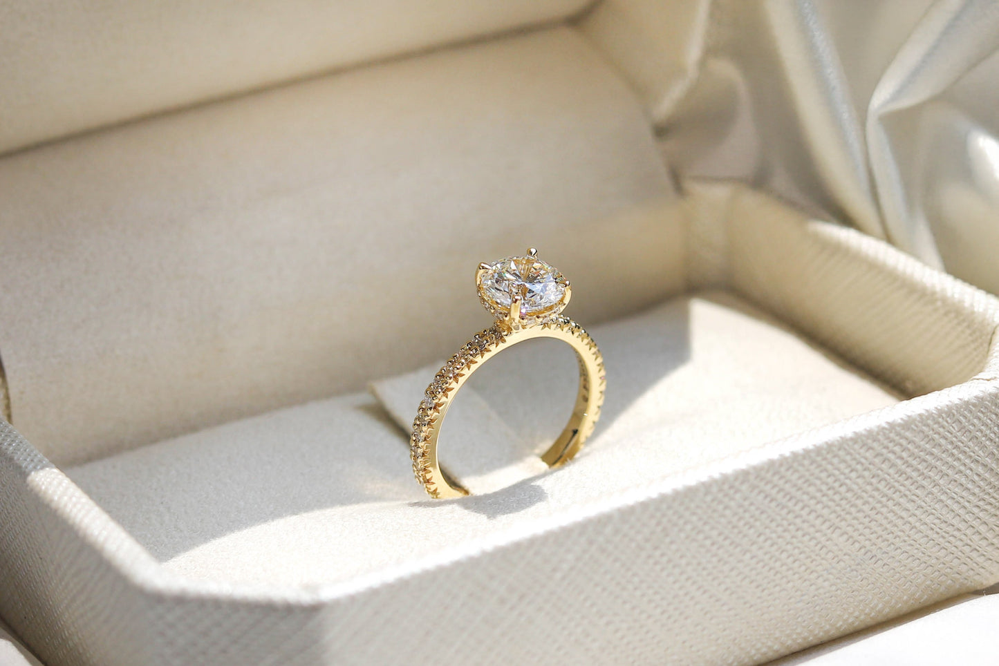 2 CT Round Three Stones Lab Grown Diamond Engagement Ring