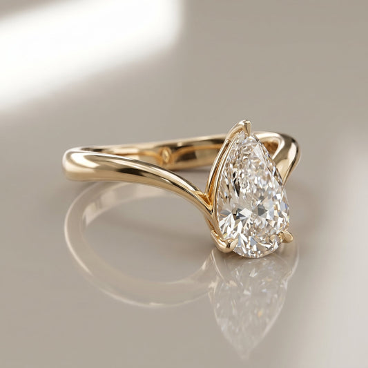 Oval Solitaire Engagement Ring – 2 CT Lab Grown Diamond