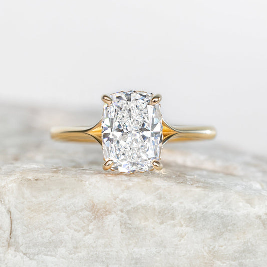 2 CT Round Three Stones Lab Grown Diamond Engagement Ring
