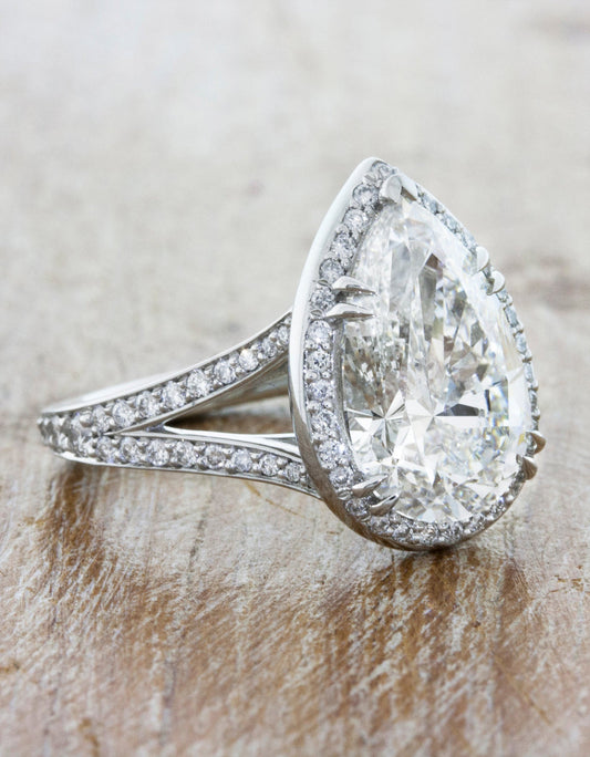 2 CT Round Three Stones Lab Grown Diamond Engagement Ring