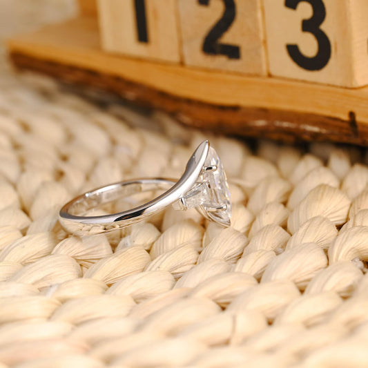 1 CT Marquise Cut 3-Stones Styled Lab Grown Diamond Engagement Ring