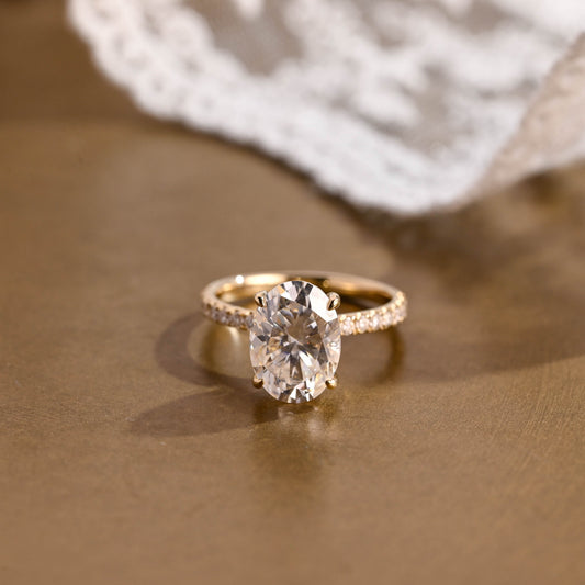 2 CT Round Three Stones Lab Grown Diamond Engagement Ring