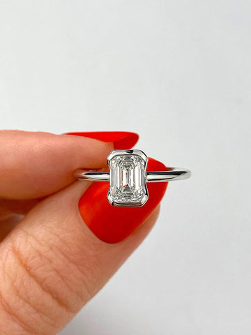 2 CT Emerald Bezel CVD F/VS1 Diamond Engagement Ring 2