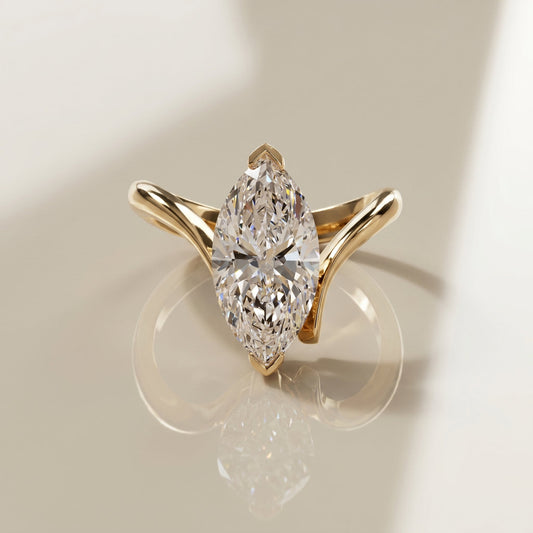 Oval Solitaire Engagement Ring – 2 CT Lab Grown Diamond