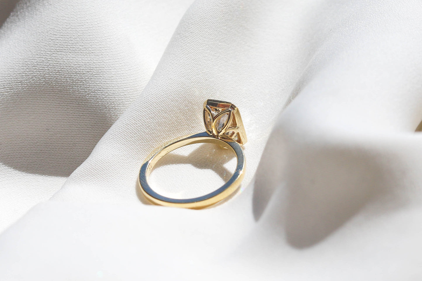 2 CT Round Three Stones Lab Grown Diamond Engagement Ring