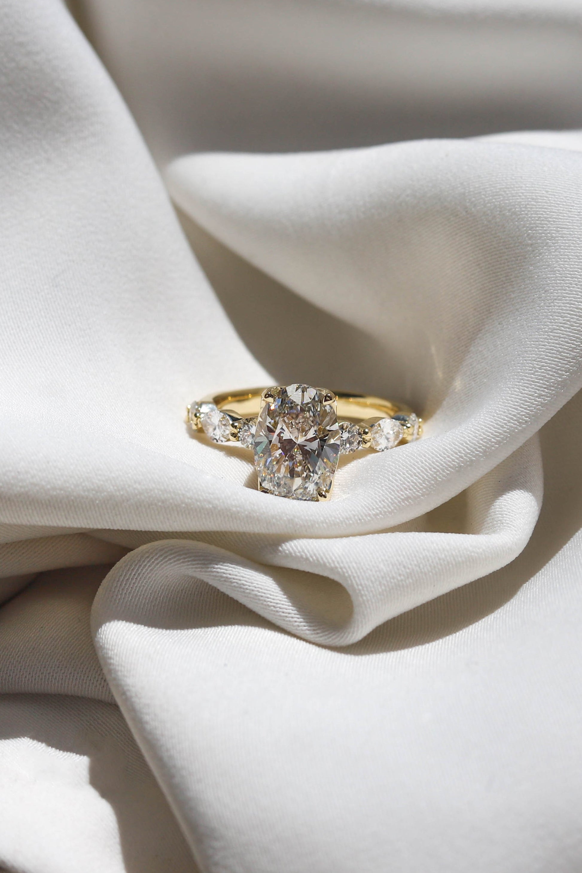 2 CT Round Three Stones Lab Grown Diamond Engagement Ring