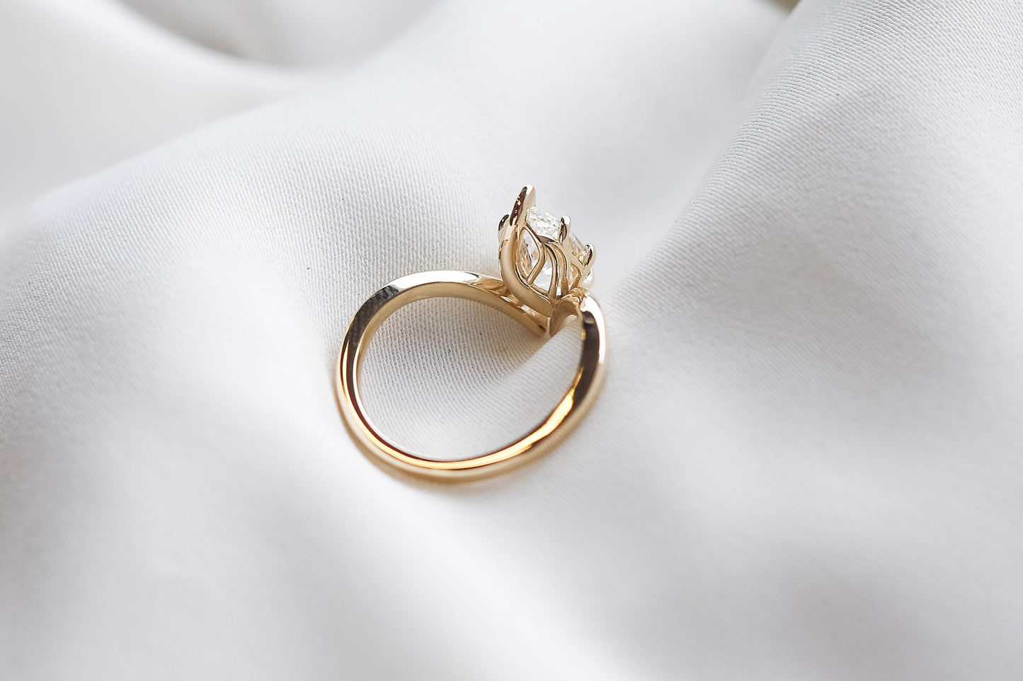 2 CT Round Three Stones Lab Grown Diamond Engagement Ring