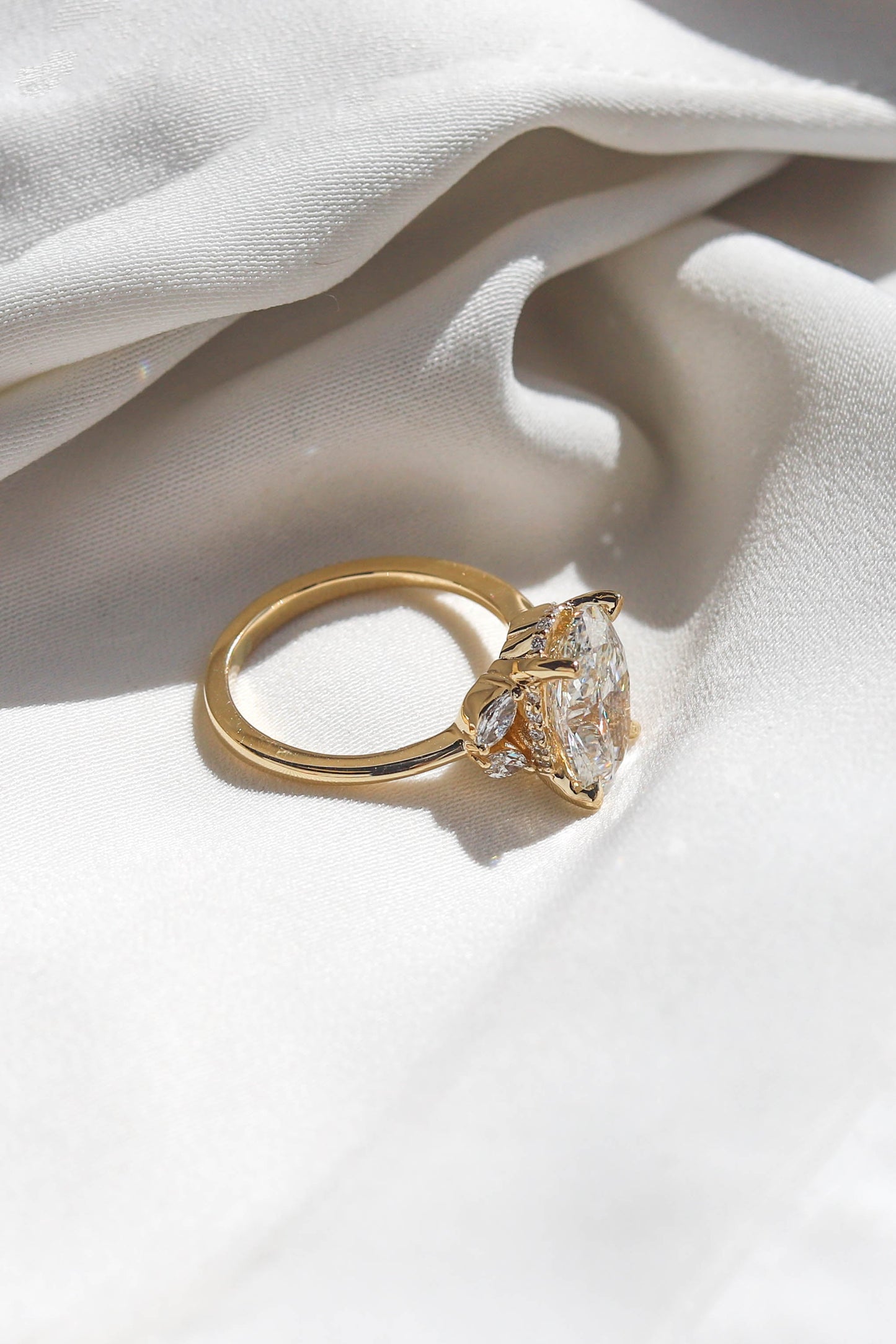 2 CT Round Three Stones Lab Grown Diamond Engagement Ring