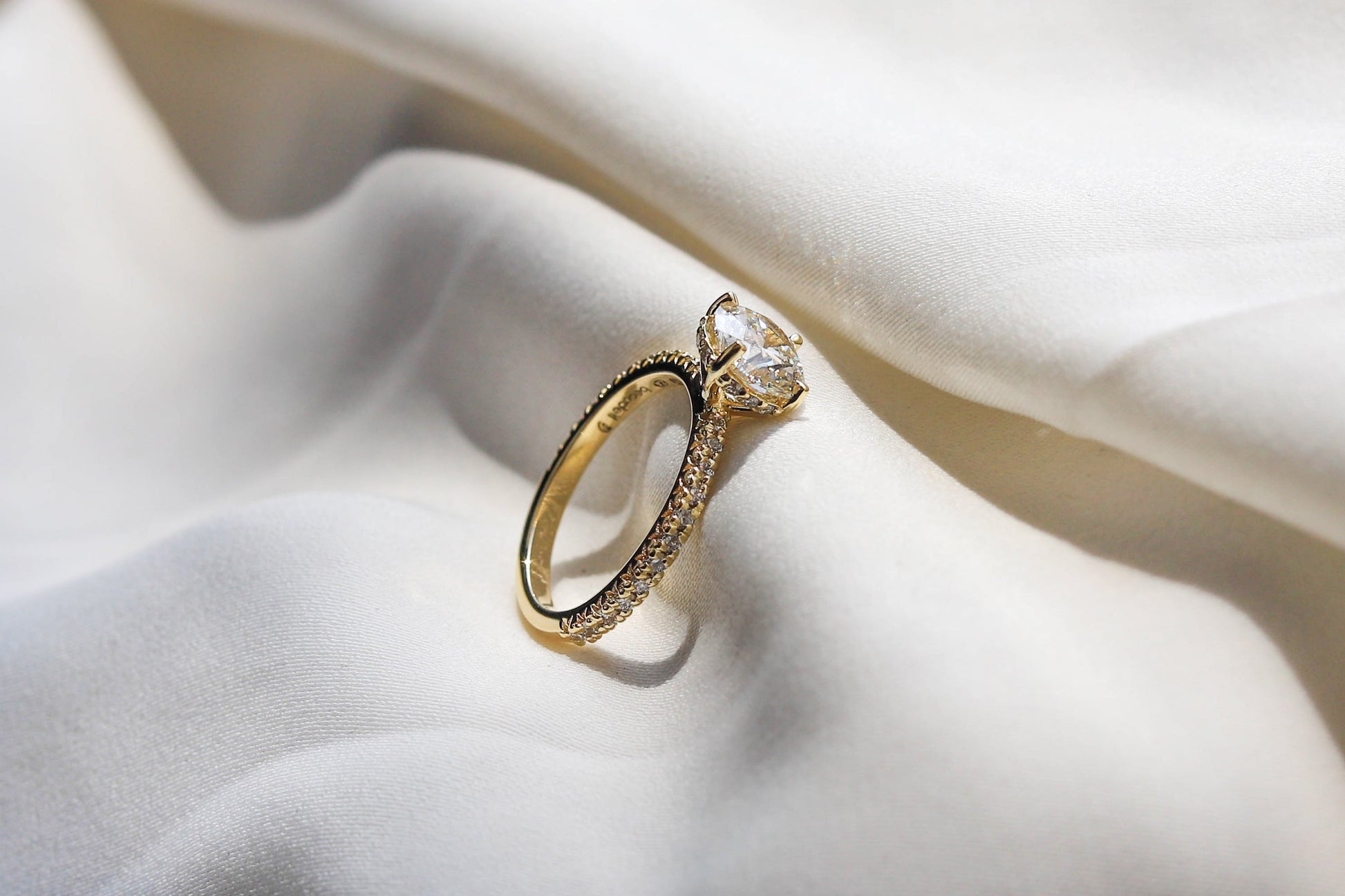 2 CT Round Three Stones Lab Grown Diamond Engagement Ring