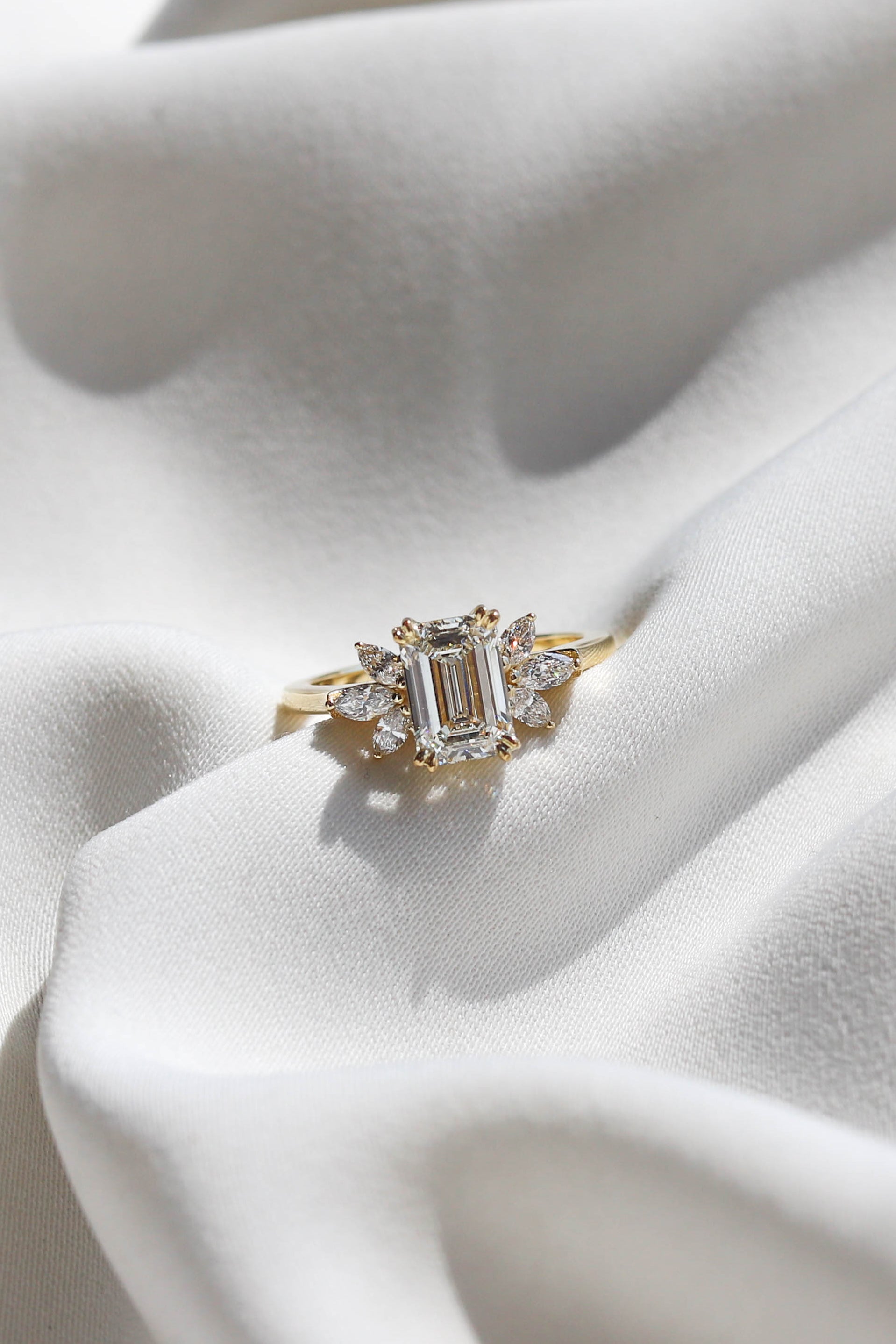 2 CT Round Three Stones Lab Grown Diamond Engagement Ring