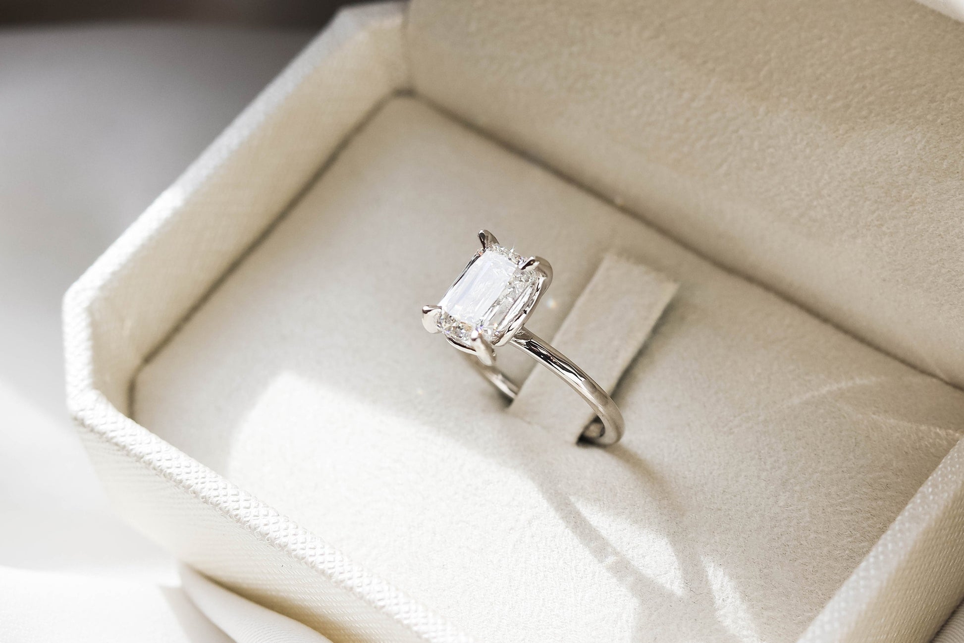 2 CT Round Three Stones Lab Grown Diamond Engagement Ring