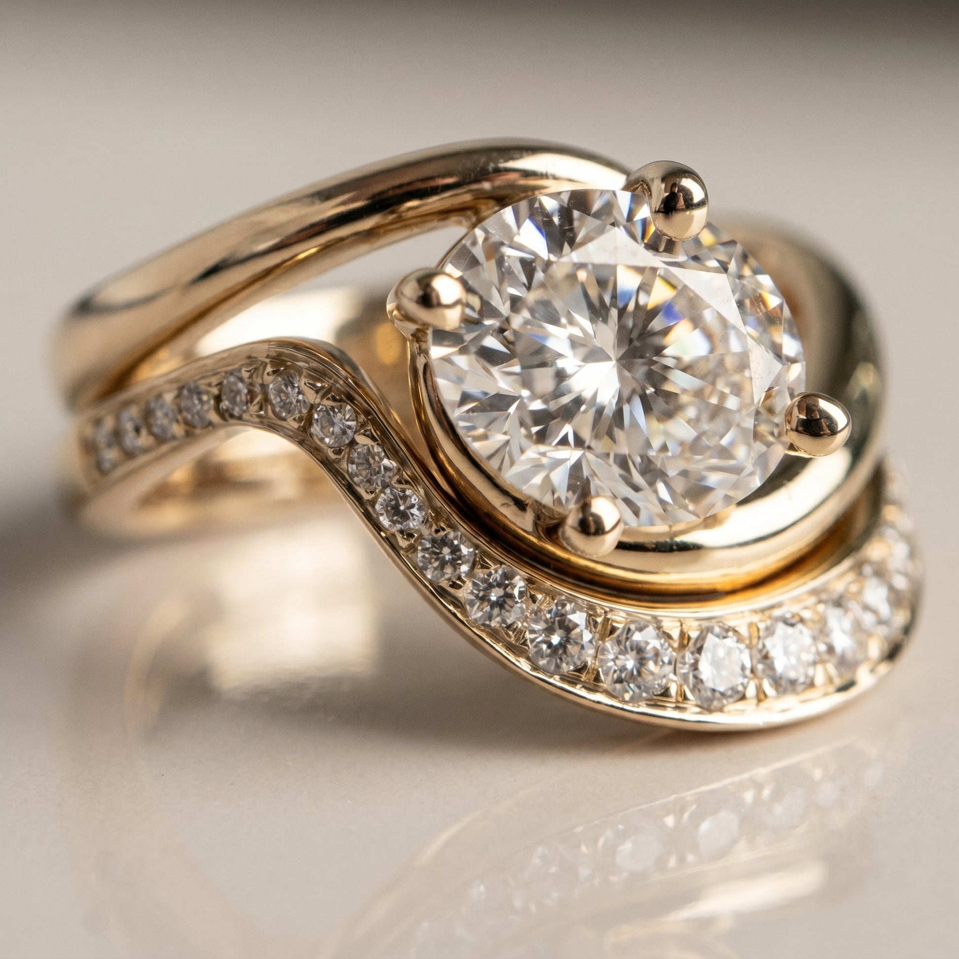 1.0 CT Round Solitaire Moissanite Diamond Bridal Ring Set