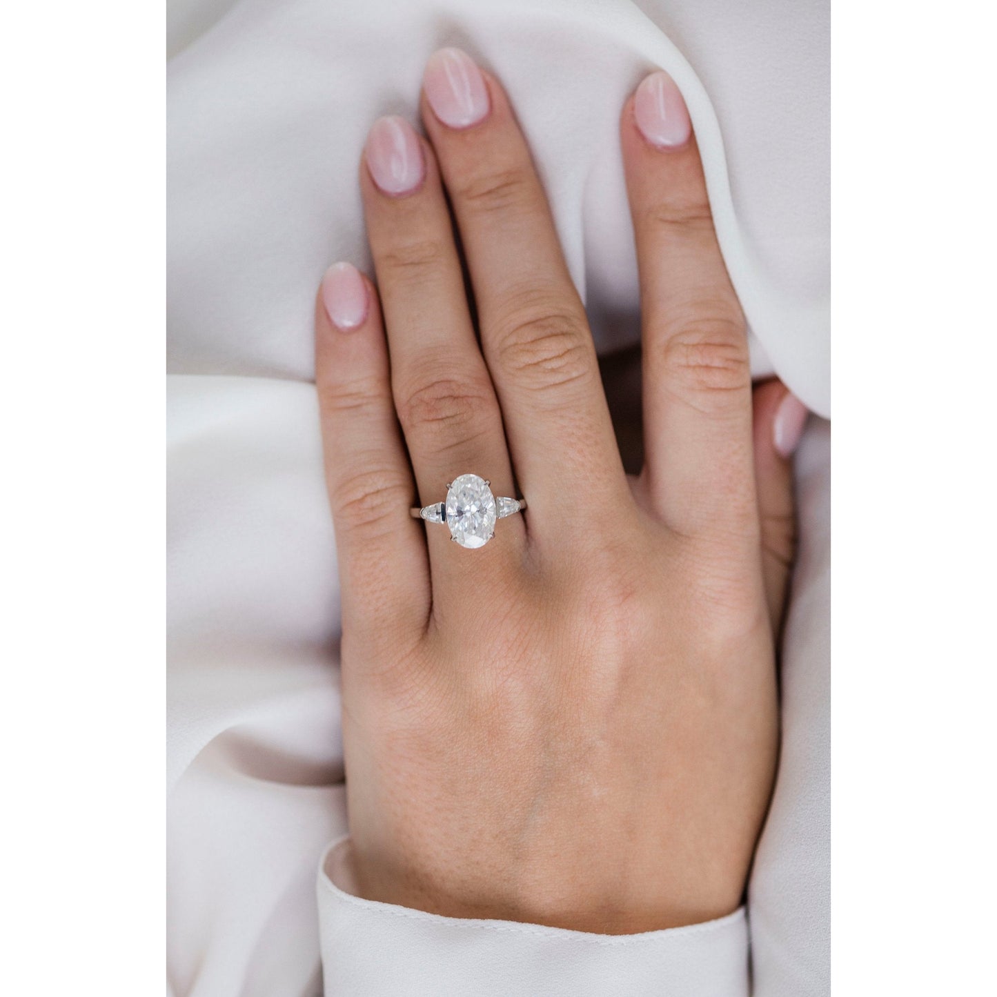 4.0 CT Crushed Ice Oval Three Stone Moissanite Engagement Ring (US Size 7.5 Ready To Ship) (Copy)