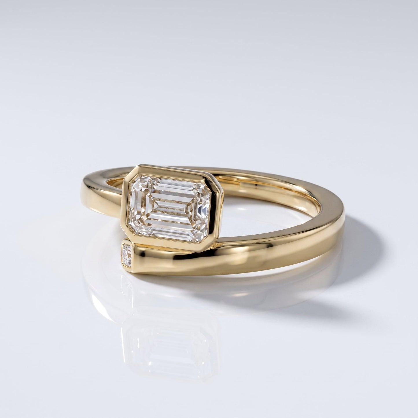 Marquise Swirl Solitaire Engagement Ring – 1 CT Lab Grown Diamond