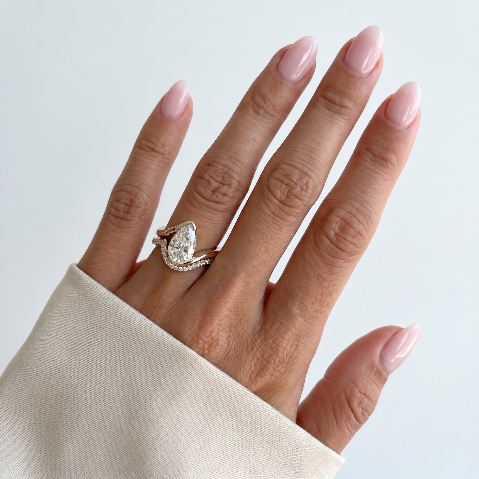 1.0 CT Round Solitaire Moissanite Diamond Bridal Ring Set