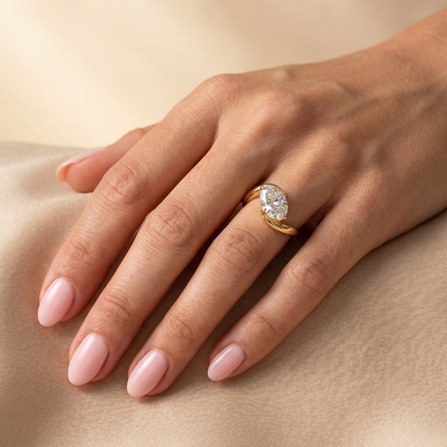 Oval Solitaire Engagement Ring – 2 CT Lab Grown Diamond