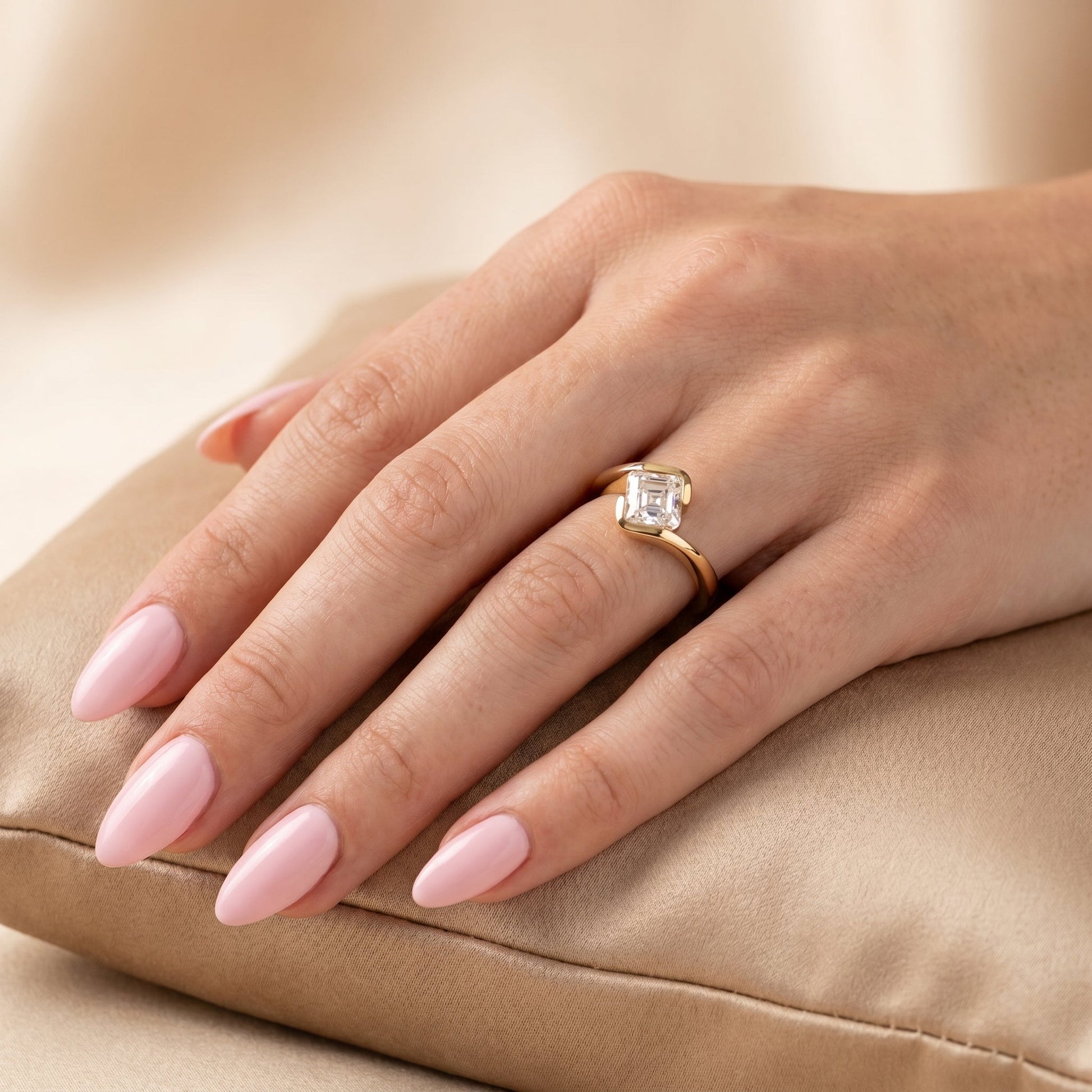 Oval Solitaire Engagement Ring – 2 CT Lab Grown Diamond