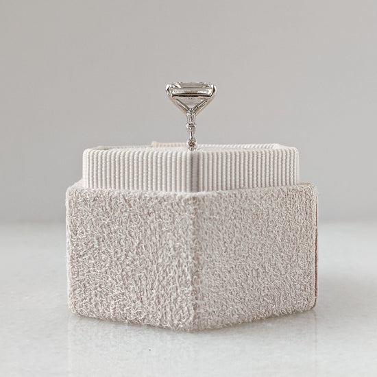 3.2 CT Emerald Solitaire CVD G/VS1 Diamond Engagement Ring 4