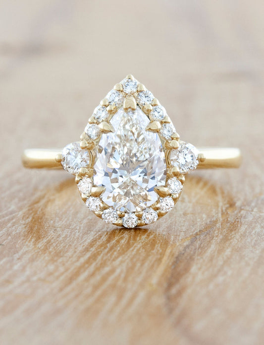 2 CT Round Three Stones Lab Grown Diamond Engagement Ring