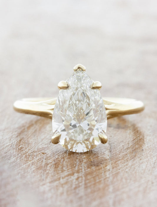 2 CT Round Three Stones Lab Grown Diamond Engagement Ring