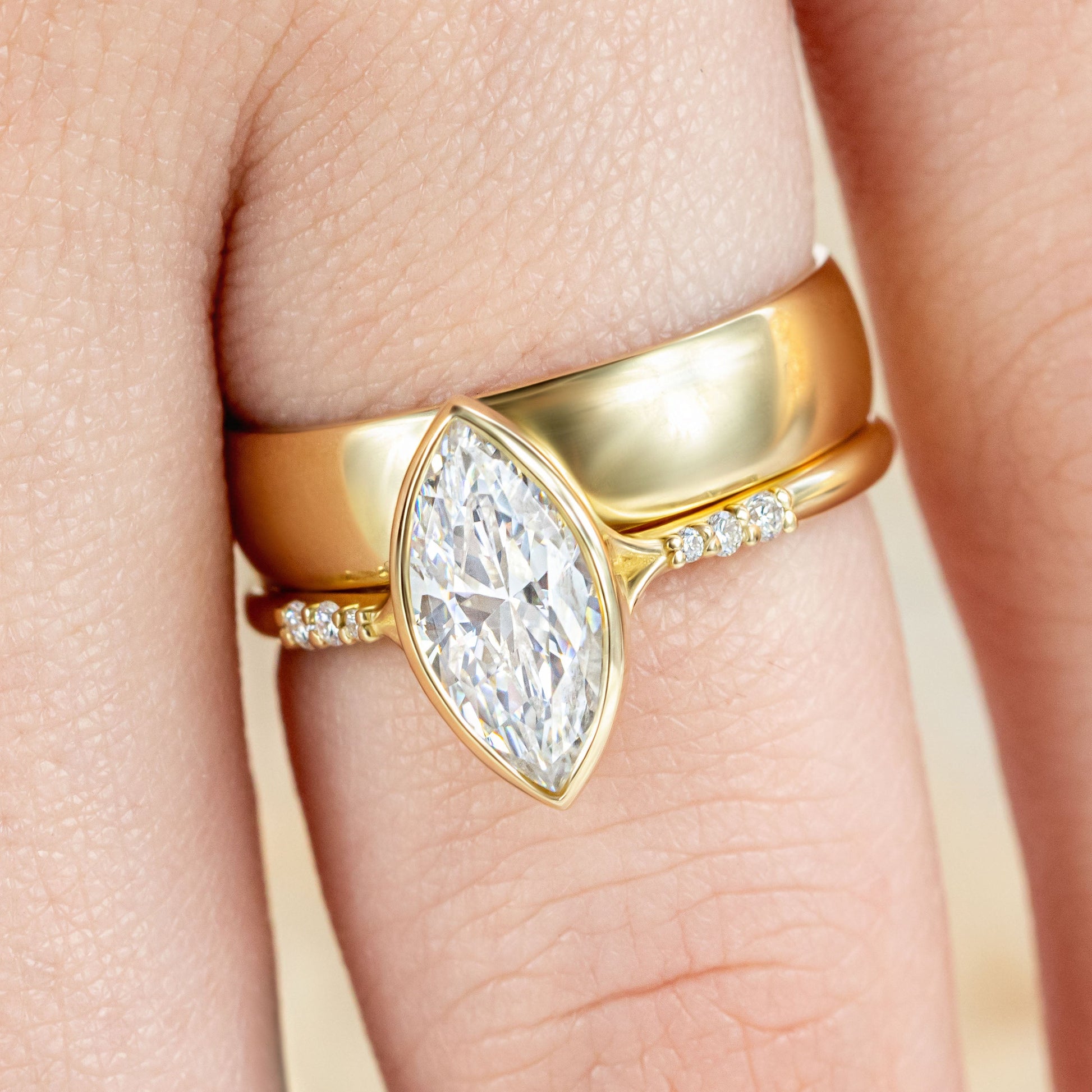 2 CT Round Three Stones Lab Grown Diamond Engagement Ring