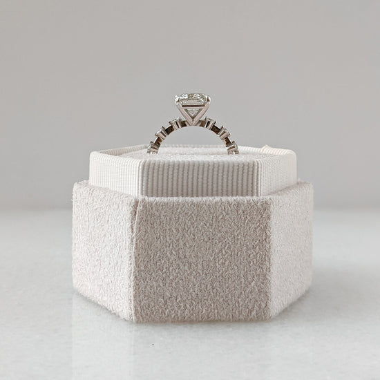 3.2 CT Emerald Solitaire CVD G/VS1 Diamond Engagement Ring 2