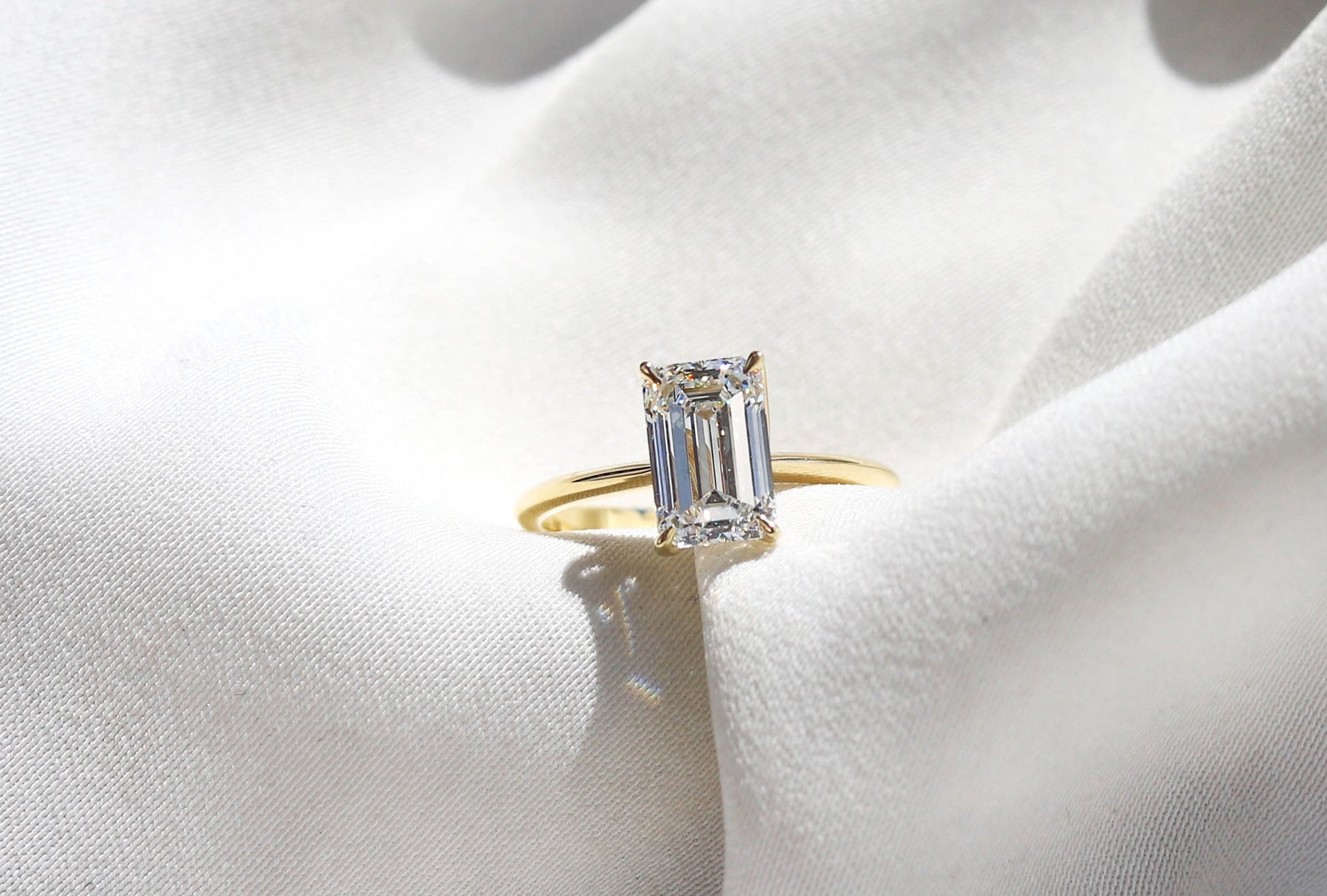 2 CT Round Three Stones Lab Grown Diamond Engagement Ring