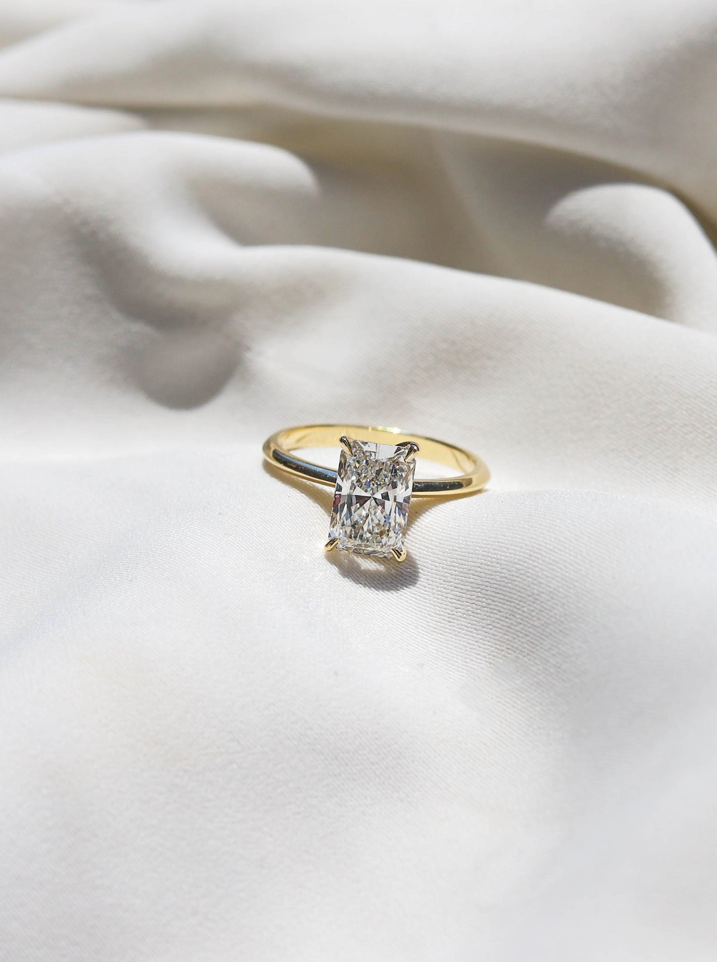 2 CT Round Three Stones Lab Grown Diamond Engagement Ring