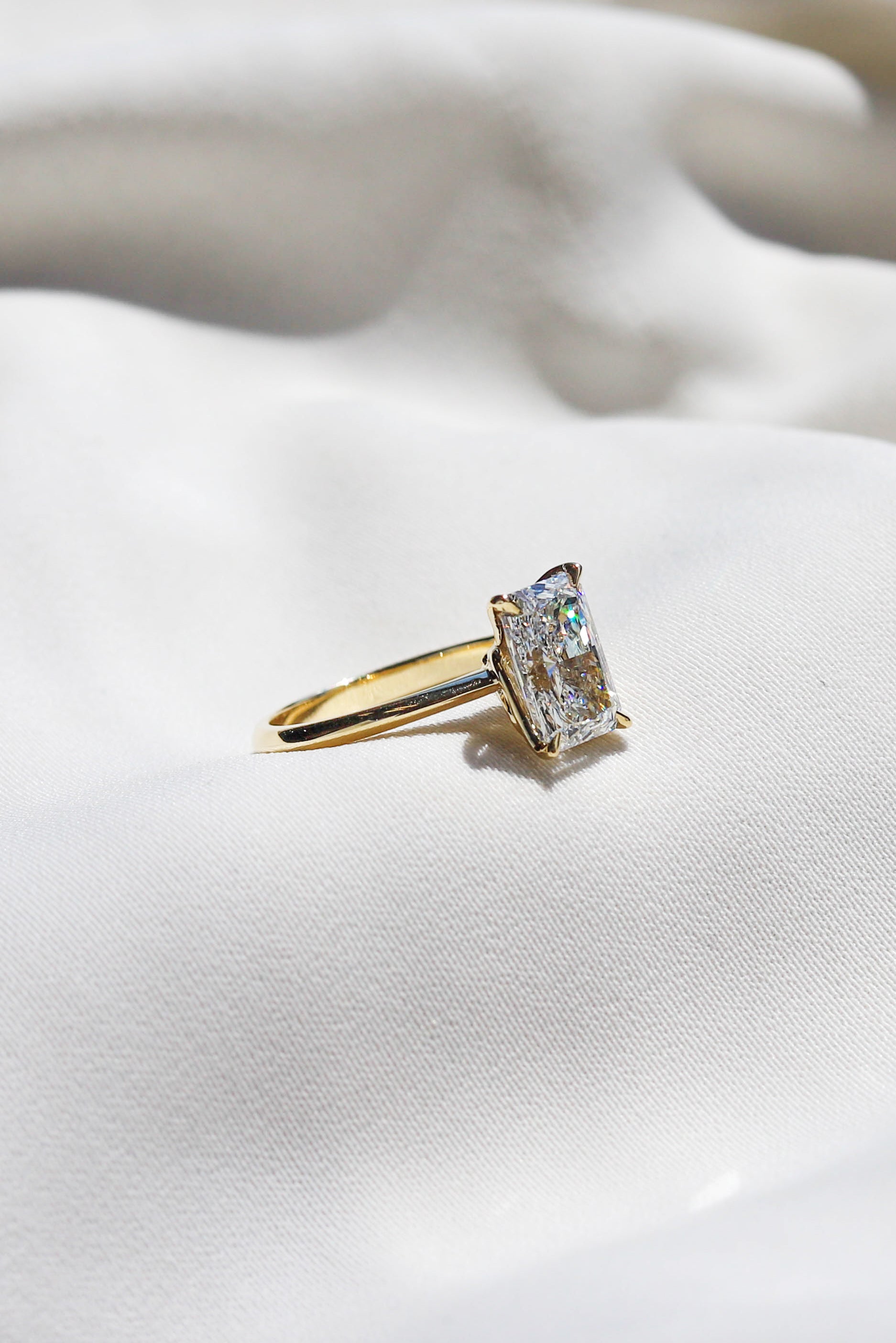 2 CT Round Three Stones Lab Grown Diamond Engagement Ring