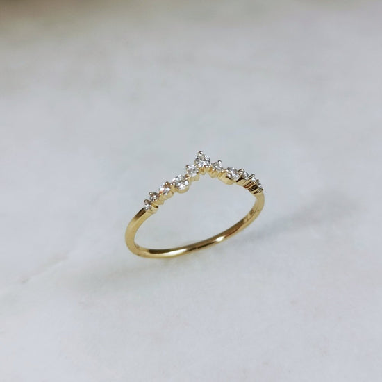 0.16 CT Round Curved CVD EF/VS Diamond Wedding Band 5