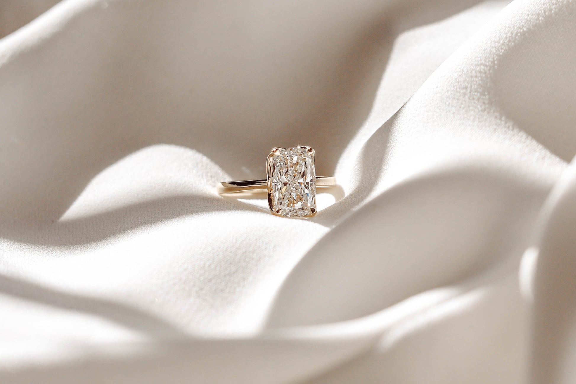 2 CT Round Three Stones Lab Grown Diamond Engagement Ring
