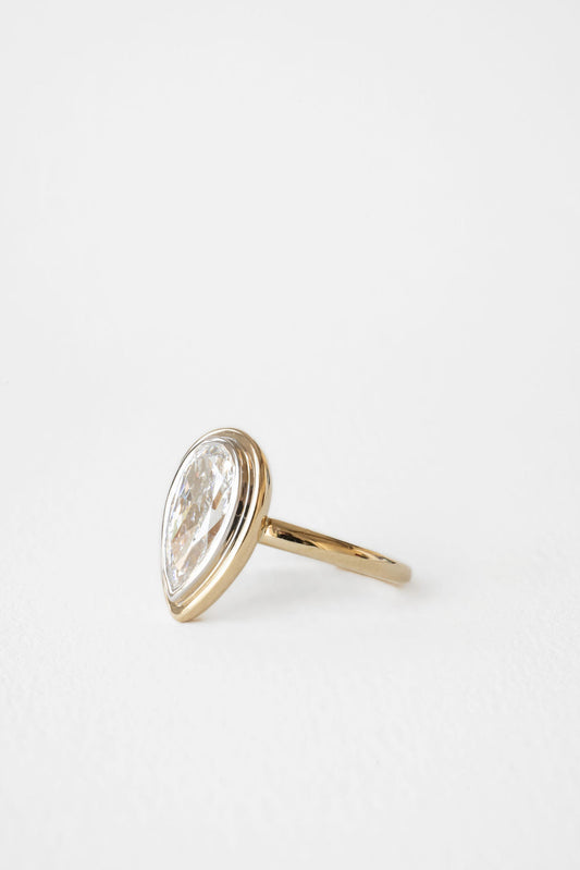 2 CT Round Three Stones Lab Grown Diamond Engagement Ring