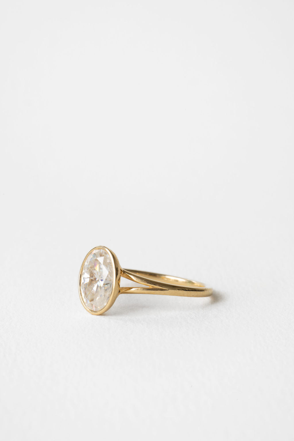 2 CT Round Three Stones Lab Grown Diamond Engagement Ring