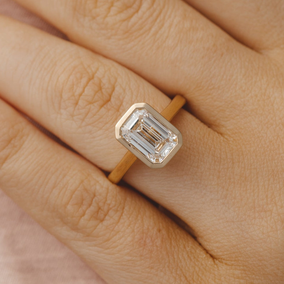 2 CT Round Three Stones Lab Grown Diamond Engagement Ring
