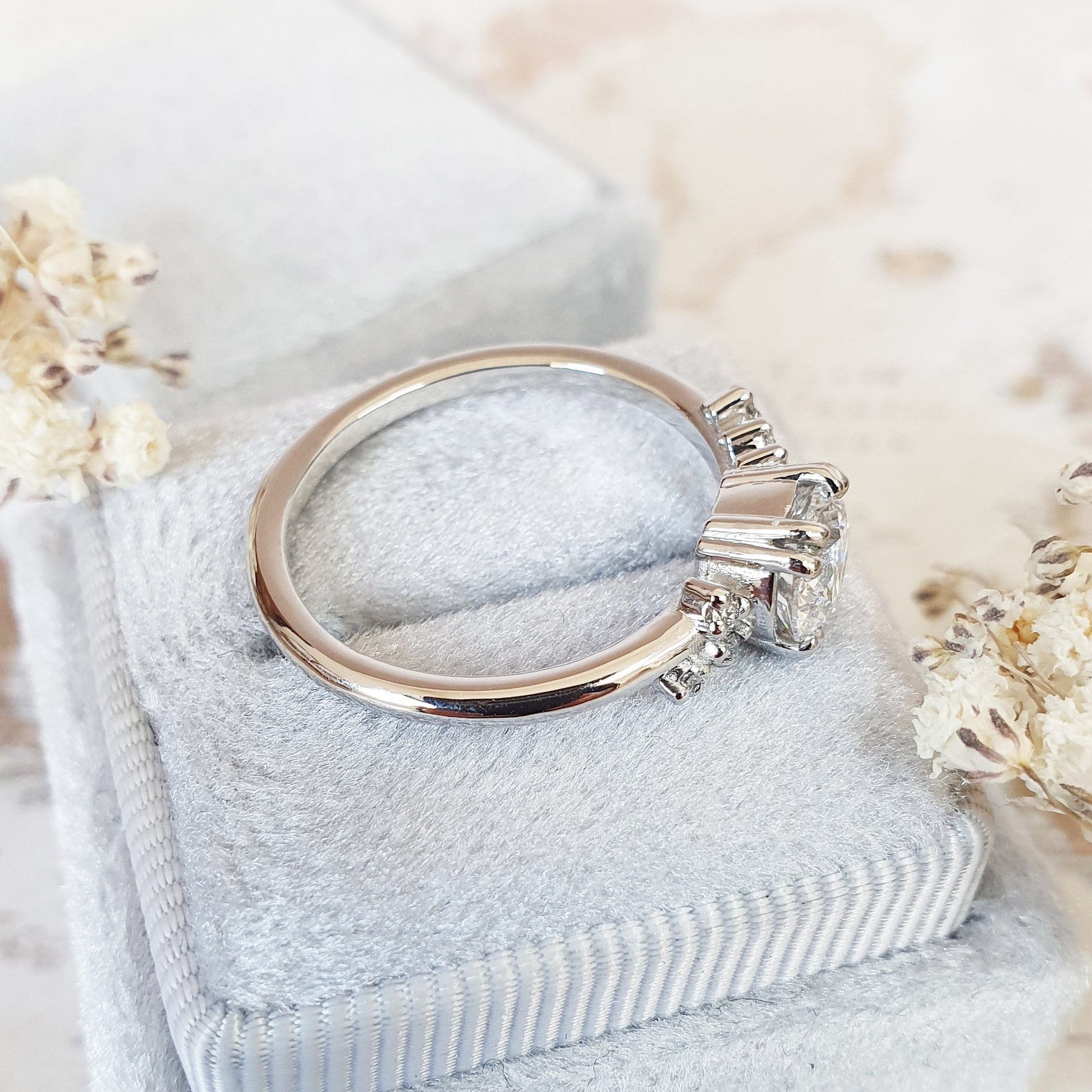 1.0 CT Round Cluster CVD D/VS1 Diamond Engagement Ring 5