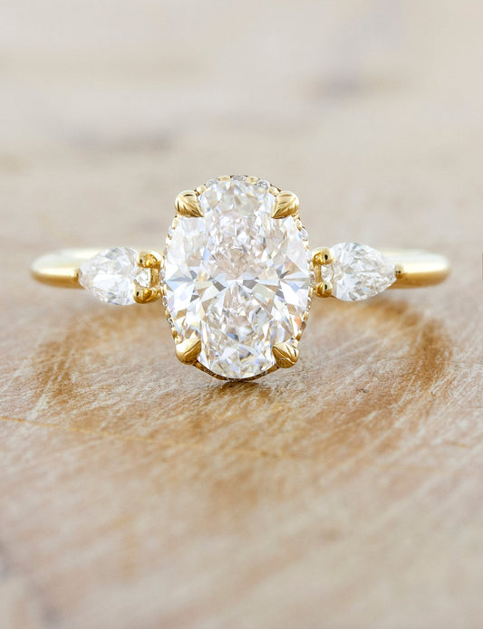 2 CT Round Three Stones Lab Grown Diamond Engagement Ring