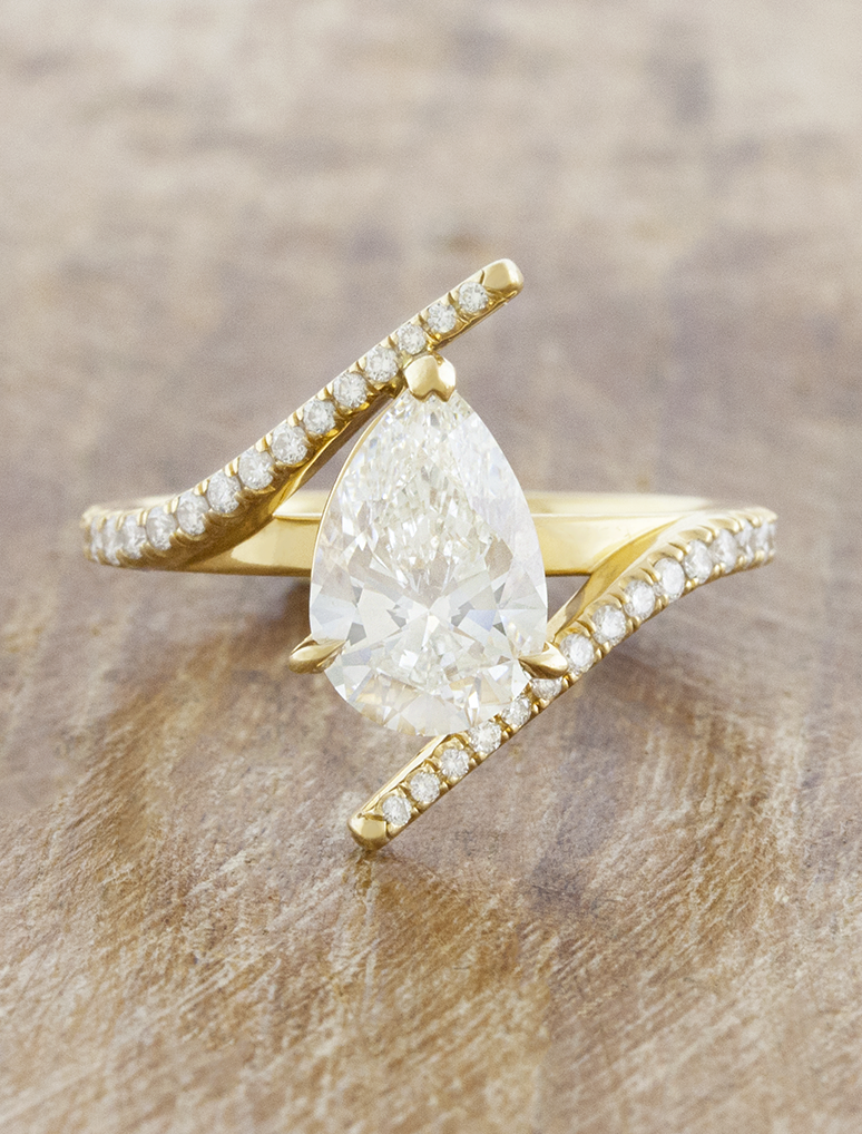 2 CT Round Three Stones Lab Grown Diamond Engagement Ring
