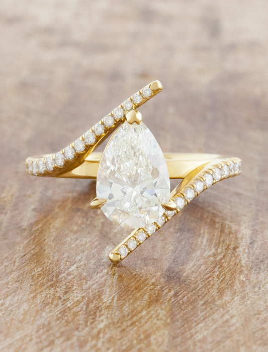 2 CT Round Three Stones Lab Grown Diamond Engagement Ring