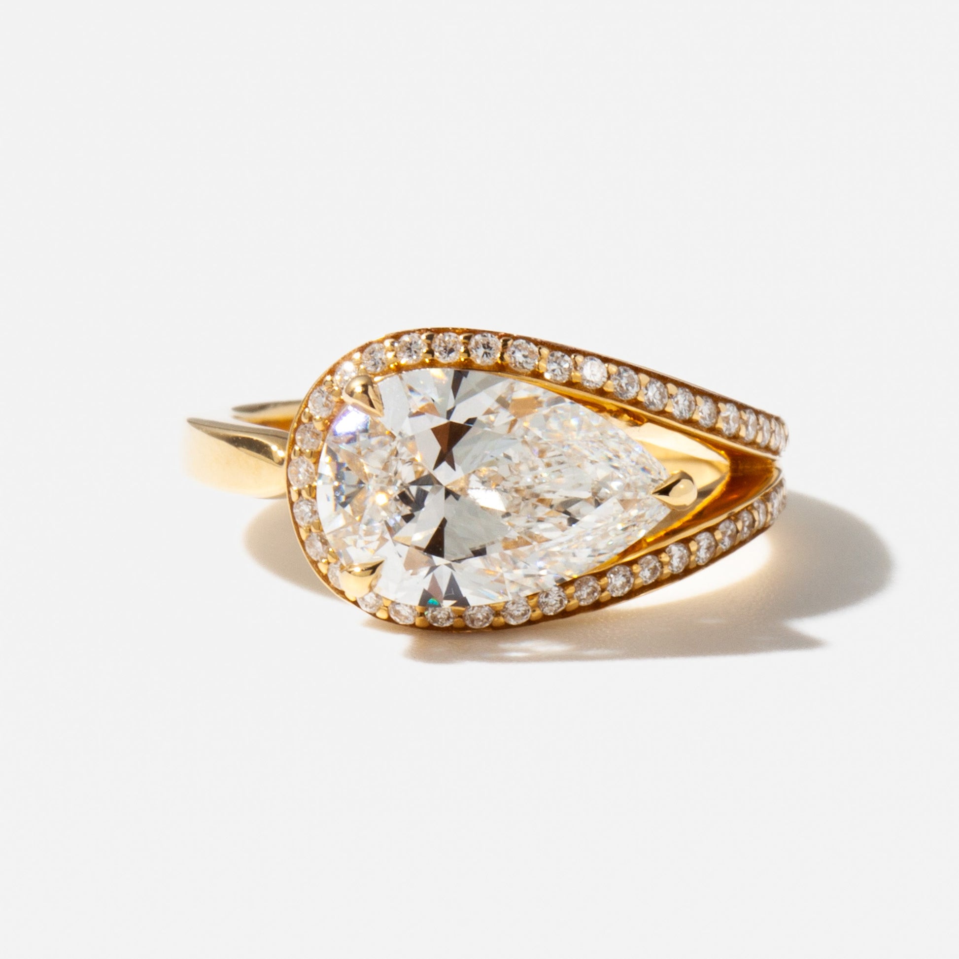 2 CT Round Three Stones Lab Grown Diamond Engagement Ring