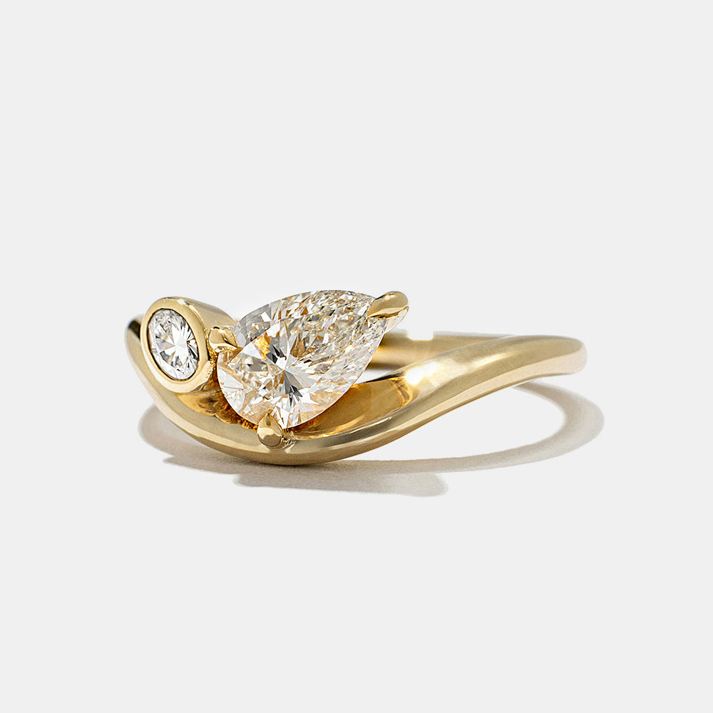 2 CT Round Three Stones Lab Grown Diamond Engagement Ring