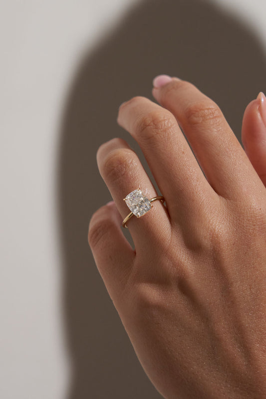 2 CT Round Three Stones Lab Grown Diamond Engagement Ring