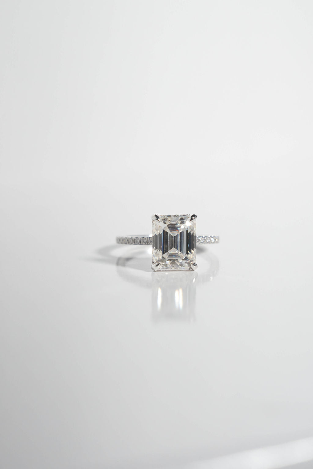 2 CT Round Three Stones Lab Grown Diamond Engagement Ring