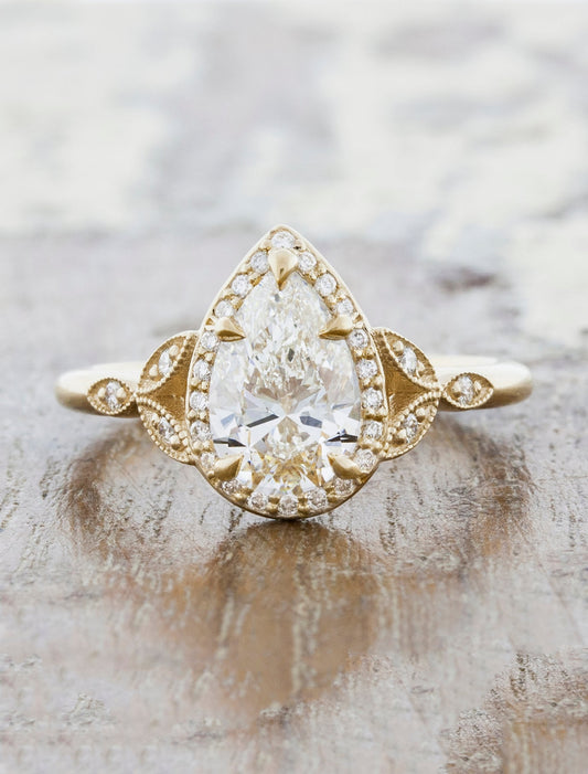 2 CT Round Three Stones Lab Grown Diamond Engagement Ring