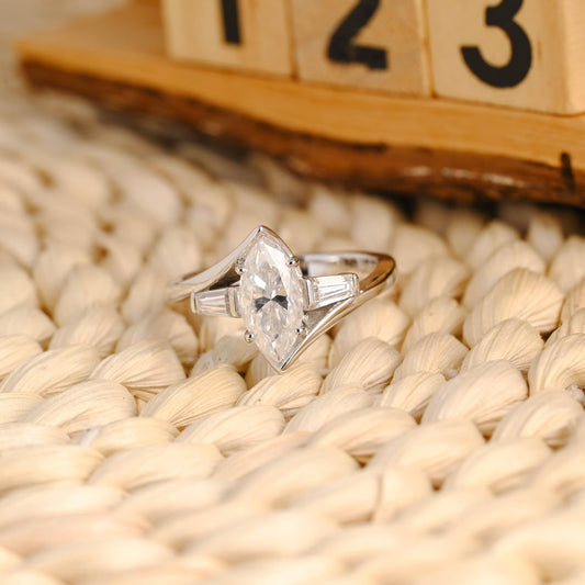 1 CT Marquise Cut 3-Stones Styled Lab Grown Diamond Engagement Ring
