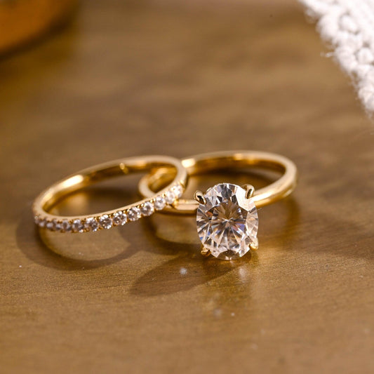 2 CT Oval Cut Hidden Halo Styled Lab Grown Diamond Bridal Ring Set