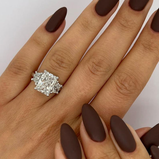 4.0 CT Radiant Three Stone CVD E/VS2 Diamond Engagement Ring 5