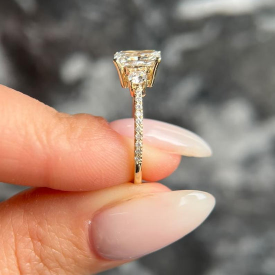 1.0 CT Radiant Three Stone CVD E/VS2 Diamond Engagement Ring 3