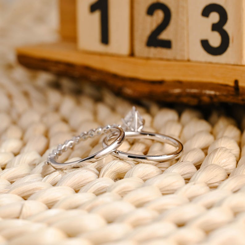 Marquise Cut Cluster Styled Lab Grown Diamond Bridal Ring Set