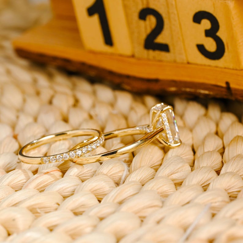 Marquise Cut Cluster Styled Lab Grown Diamond Bridal Ring Set